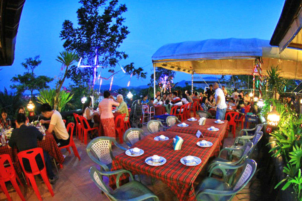Pak Nam Seafood Restaurant