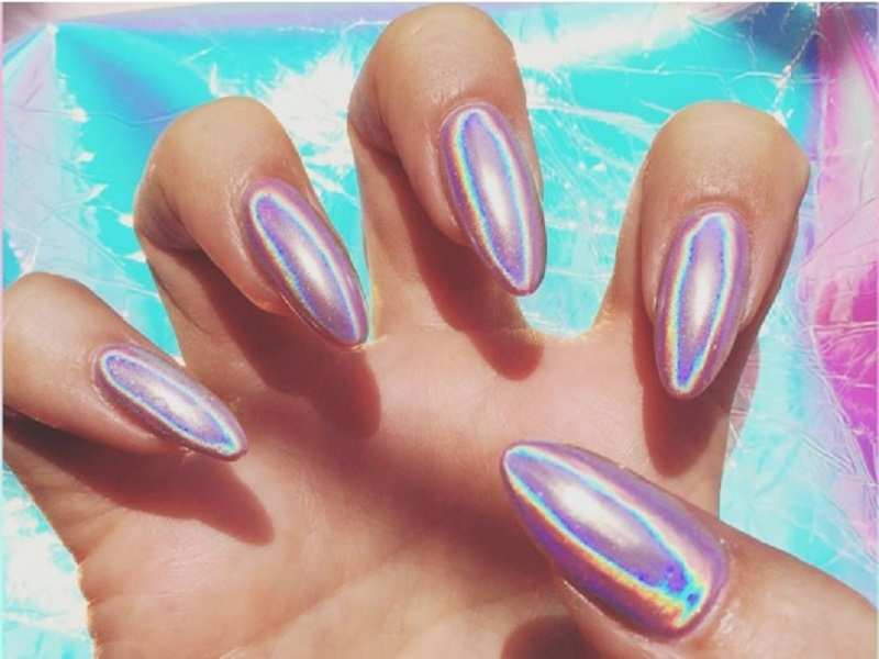 Holographic nails is the hottest new manicure - Times of India