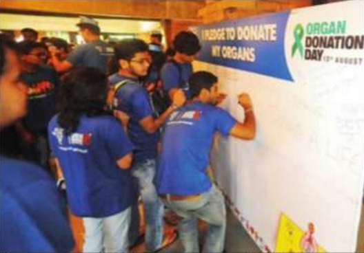 Mica students pledge their support for organ donation.