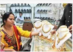 Gold perks up on jewellers' buying; silver remains weak