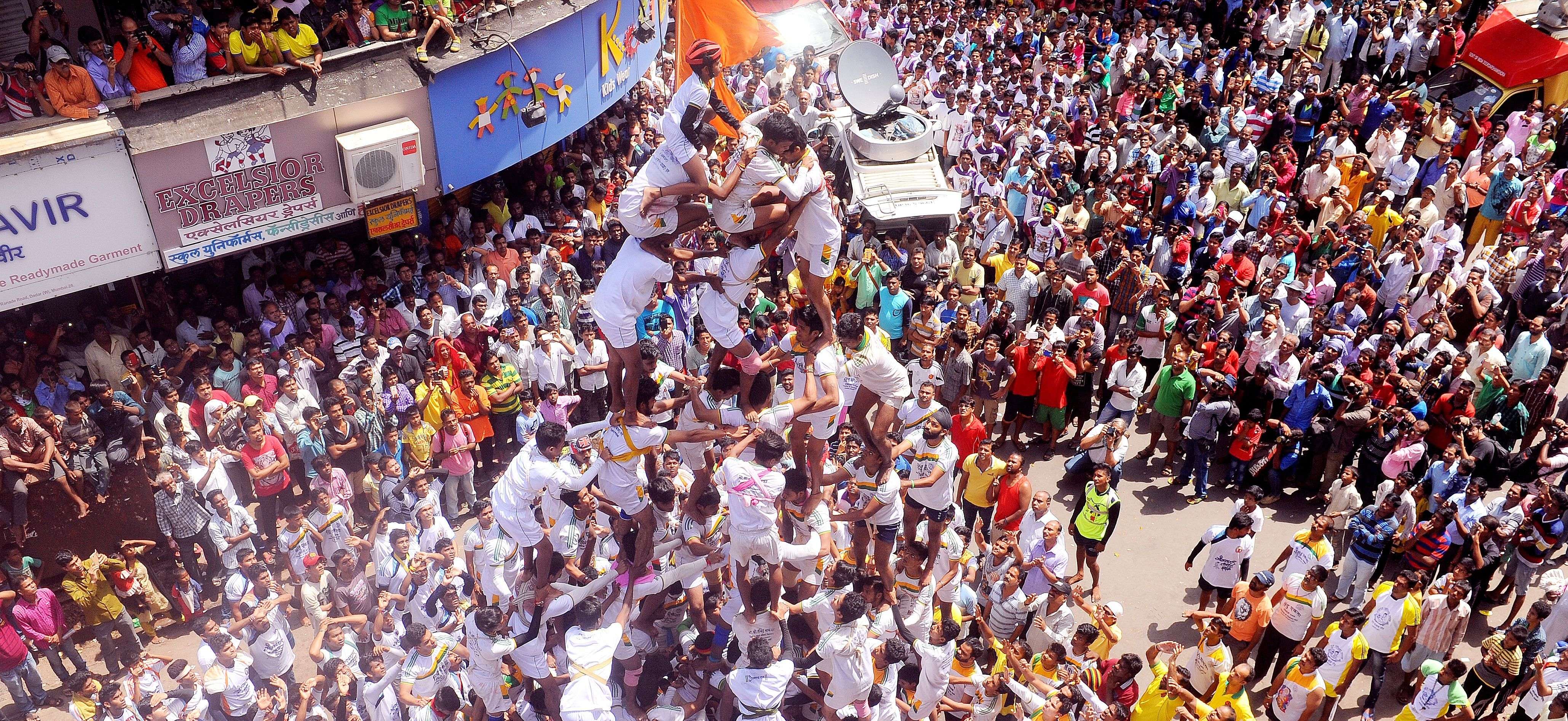 How Maharashtra celebrated dahi handi on Janmashtami 10 points The