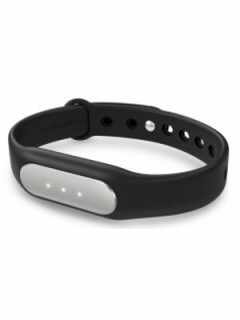 compare mi band and fastrack reflex