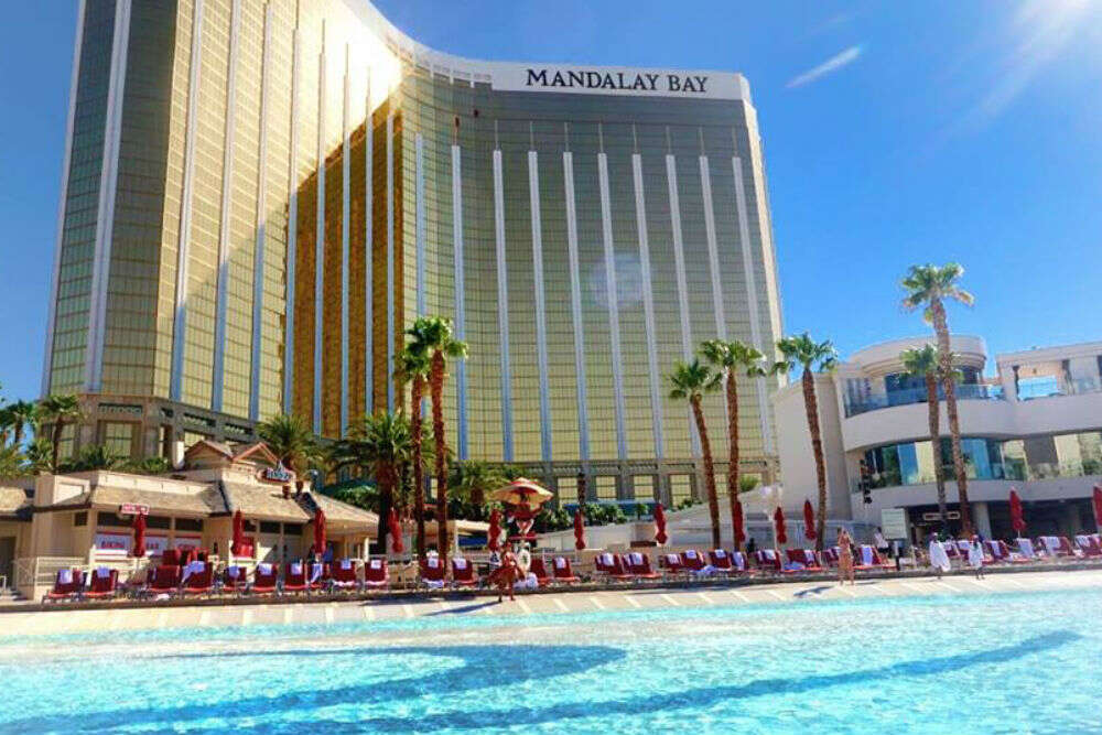 Mandalay Bay Resort on X: Relax. Unwind. Get in that pool day