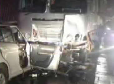 Five of family killed as car rams into bus to avoid hitting dog | News ...
