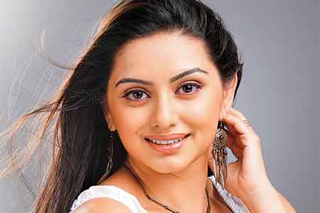Shruthi Prakash: No comparison between Shruthi and Namitha 