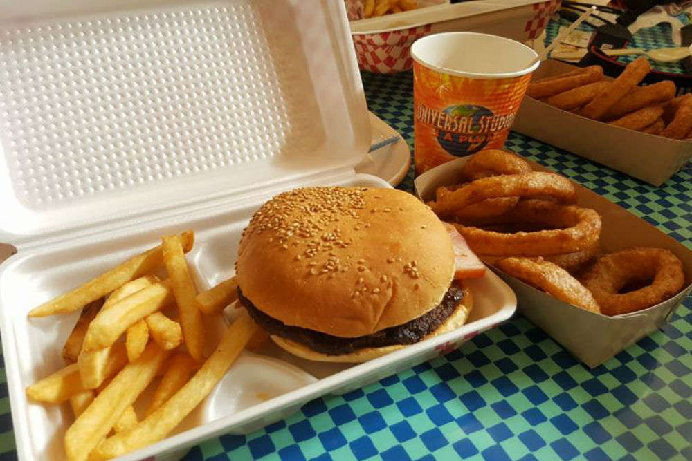 Have A Hearty Meal In The Mel’s Drive-In Diner