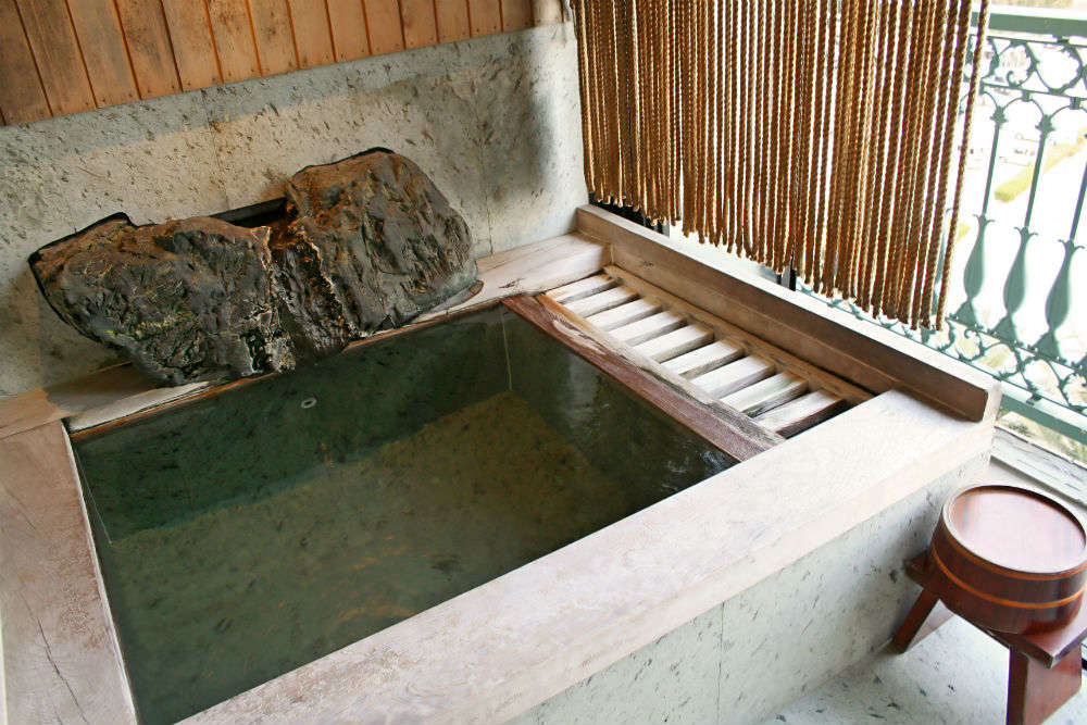 Take A Traditional Japanese Bath