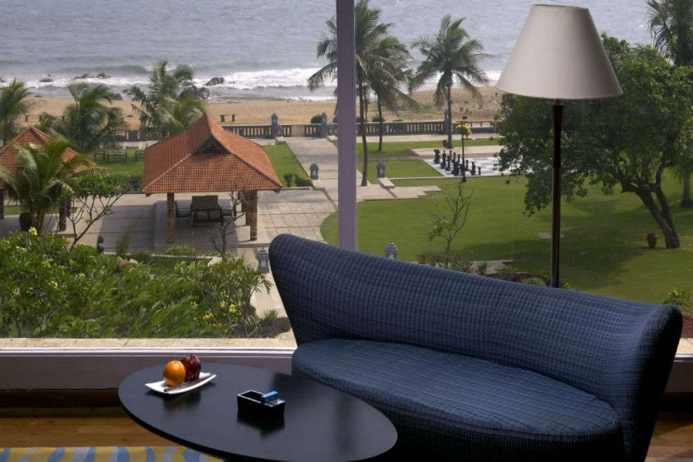 Relaxing at Visakhapatnam’s luxury and mid range hotels