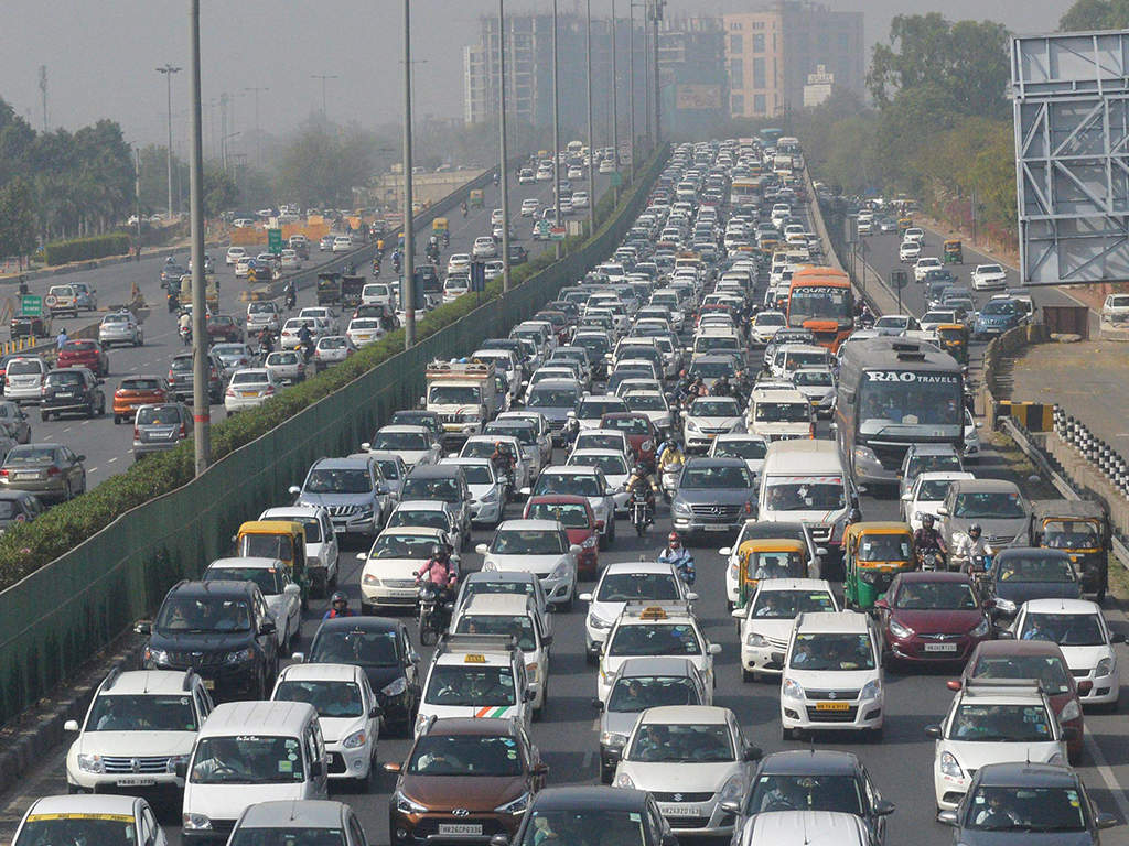 PTI file photo of a heavy traffic jam on Delhi-Gurugram Expressway at Signature Tower flyover.