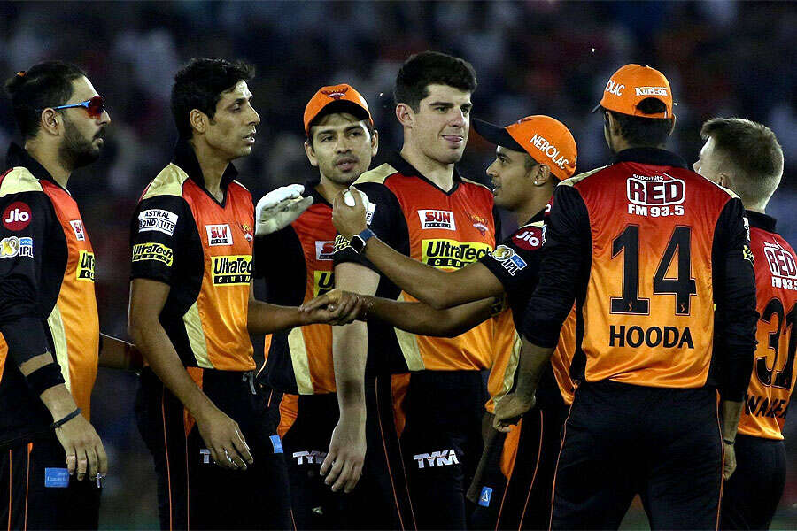 IPL SRH v KKR, IPL 2017 Hyderabad hope to tame tabletoppers Kolkata