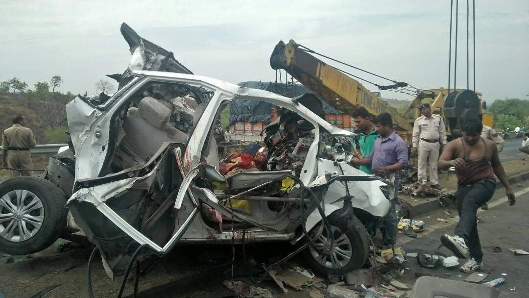  Nine persons, including a girl, were killed and two injured when a SUV carrying groom and his family was hit by a container truck from the rear near Dhamnod in Dhar district on Tuesday morning. - TOI Photo