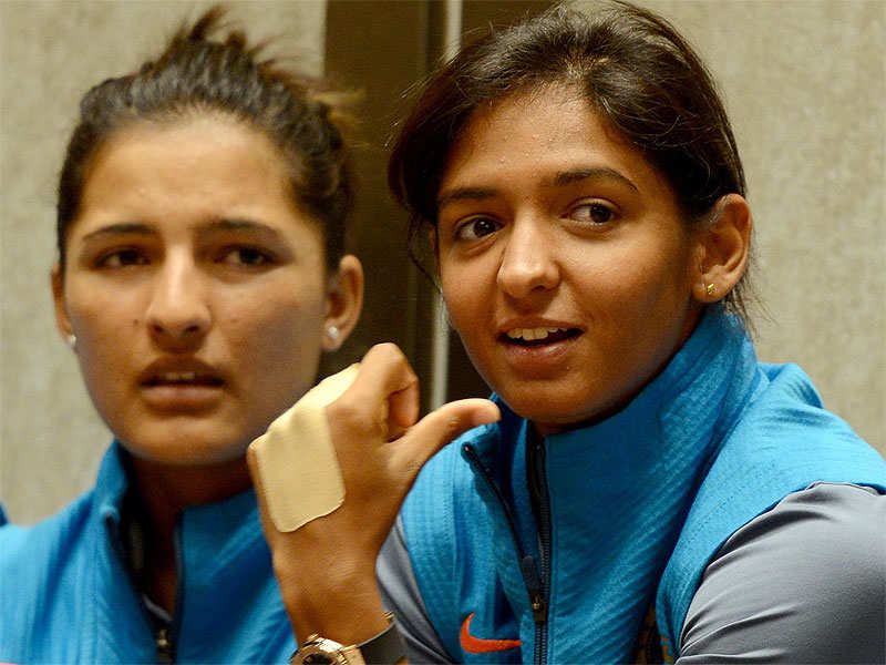 Harmanpreet Kaur and Sushma Verma during a news conference in Mumbai. (AFP Photo)