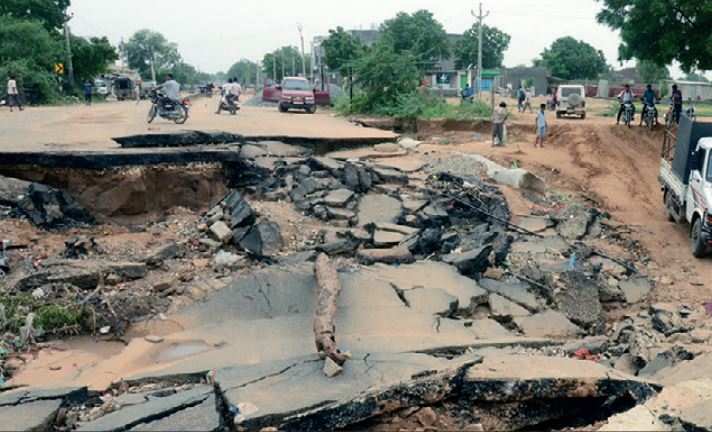 Gujarat floods: Gujarat floods: Broken roads need Rs 1,100 crore ...