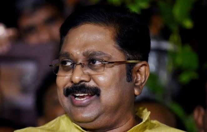'Resort politics' back in Chennai as Dhinakaran sends 17 MLAs away