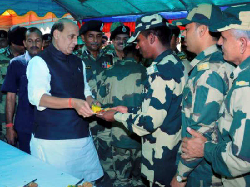 Union home minister Rajnath Singh during a visit to BSF Campus in the Nowshera sector of Rajouri district (PTI Photo)