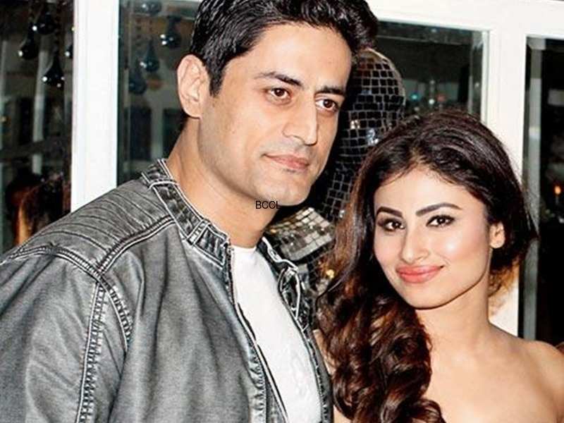 Mouni Roy: Mouni Roy And Mohit Raina Unfollow Each Other On Instagram ...