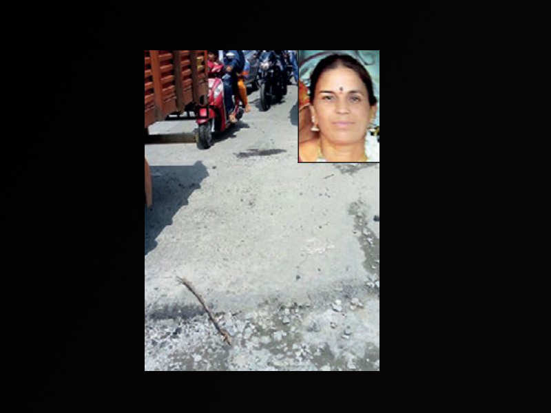 Bengaluru: 3rd pothole death in 7 days; woman pillion rider killed ...