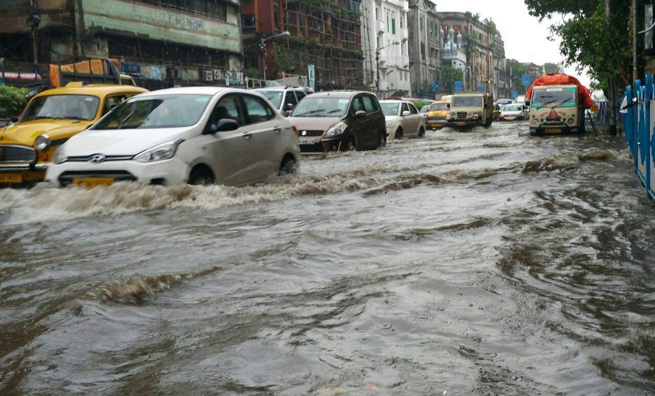 Kolkata weather: Depression causes heavy rain in south Bengal