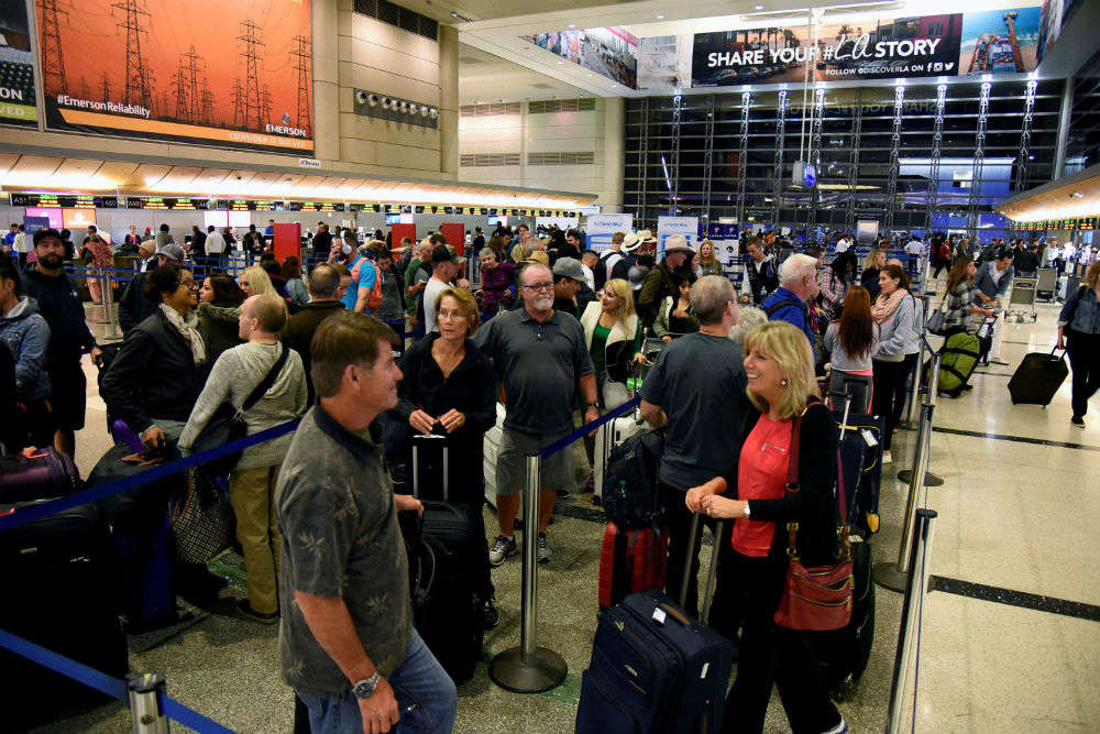 51 million Americans likely to travel during Thanksgiving 2017