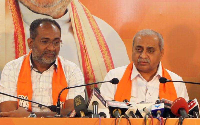 Nitin Patel asked why Hardik had dropped his demand to include Patidars in the OBC category