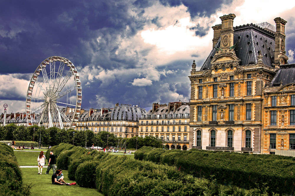 Paris’ ferris wheel the Roue de Paris is all set to go down
