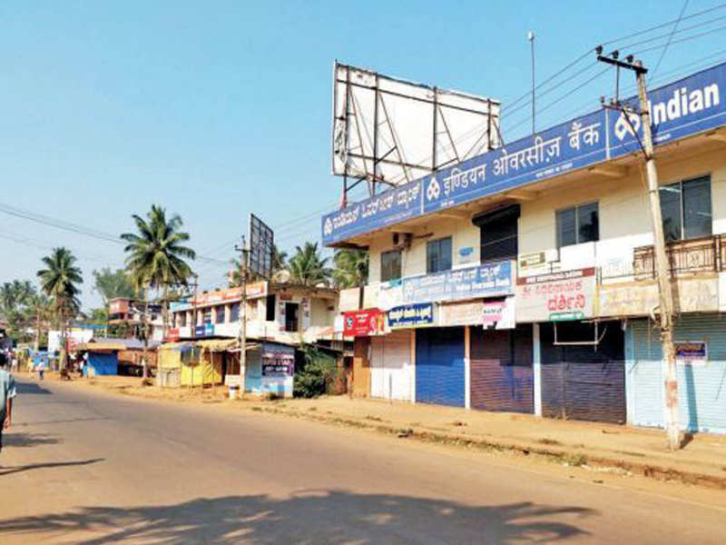 Sirsi in Uttara Kannada district turns into a ghost town after mob violence over youngster Paresh Mesta’s death.