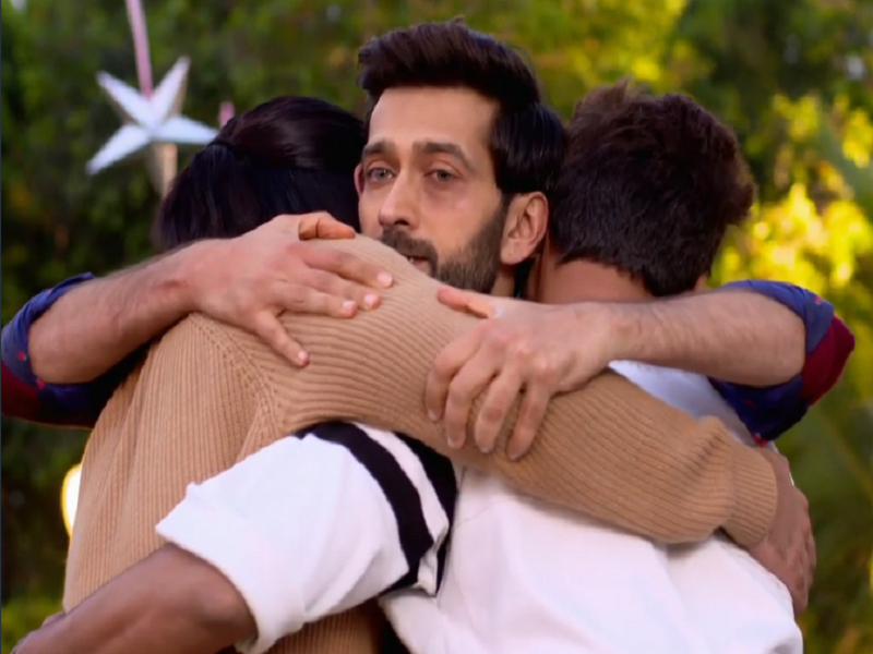Ishqbaaz written update December 28, 2017: Shivaay tells Omkara and Rudra about his plan to expose Svetlana - Times of India