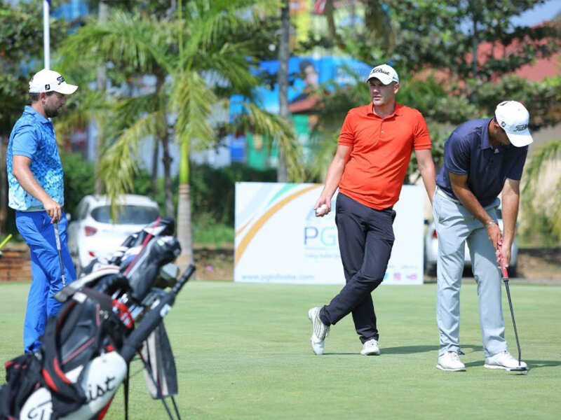 Shubhankar inspires South African rookies | Golf News - Times of India