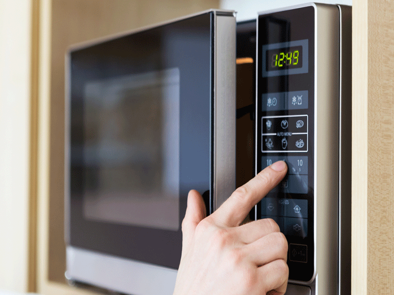 10 amazing microwave hacks to simplify your life in the kitchen