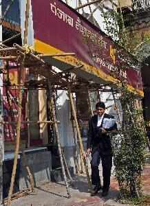 Punjab National Bank finds Rs 11,400 crore fraud: Key points - Times of India