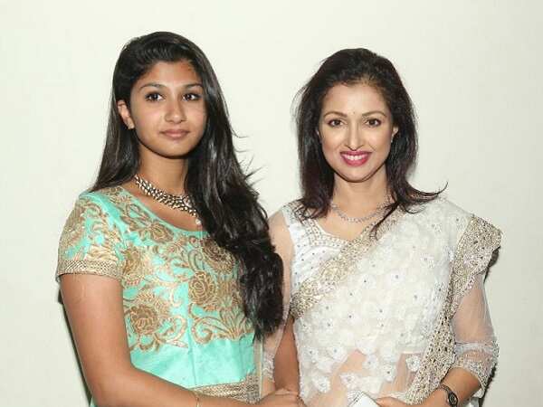 Gautami's daughter Subbalakshmi to debut in 'Varma'? | Tamil Movie News -  Times of India