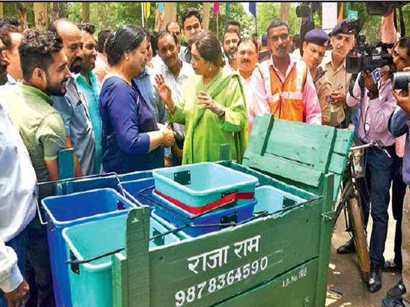 UT governor VP Singh Badnore and city MP Kirron Kher along with ex-mayor Asha Jaswal distributed bins for segregation of waste at source in 2017
