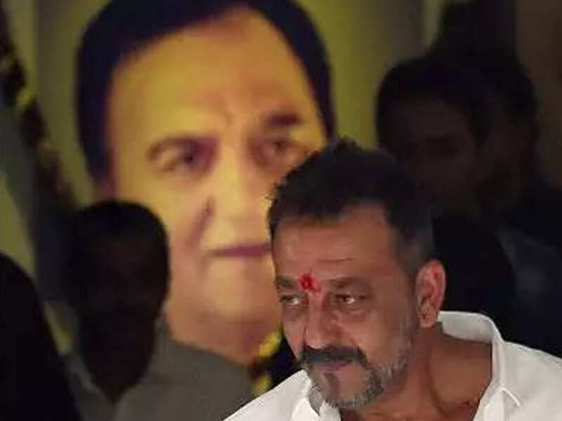 Sanjay Dutt Book Row Sanjay Dutt Sends Notice To Biographer Hindi Movie News Times Of India sanjay dutt book row sanjay dutt