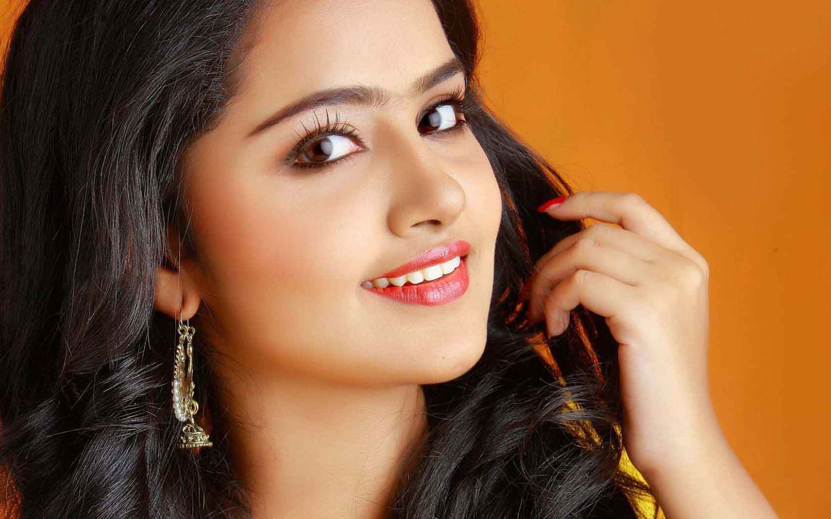 Anupama Parameswaran images images Anupama Parameswaran