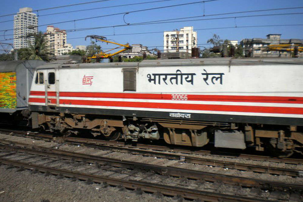 Indian Railways to introduce 700 Deen Dayalu coaches for unreserved passengers