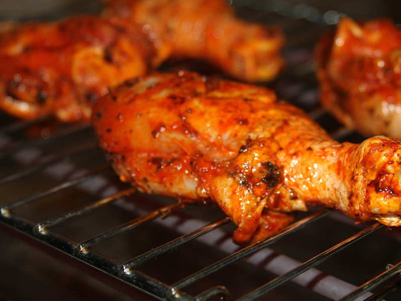 8 mistakes that you commit while grilling chicken