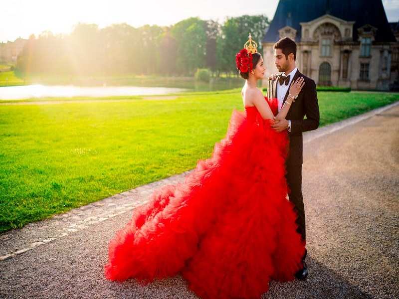 After a fairytale pre-wedding bash in Paris, Shriya Bhupal and Anindith Reddy get ready for a Telangana wedding in Hyderabad | Events Movie News - Times of India