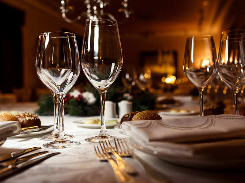 Dining etiquettes one must know before heading to a fancy restaurant