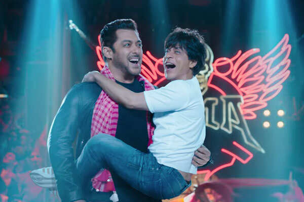 ‘Zero’ teaser: Shah Rukh Khan dances with Salman Khan in a never seen before avatar - Times of India