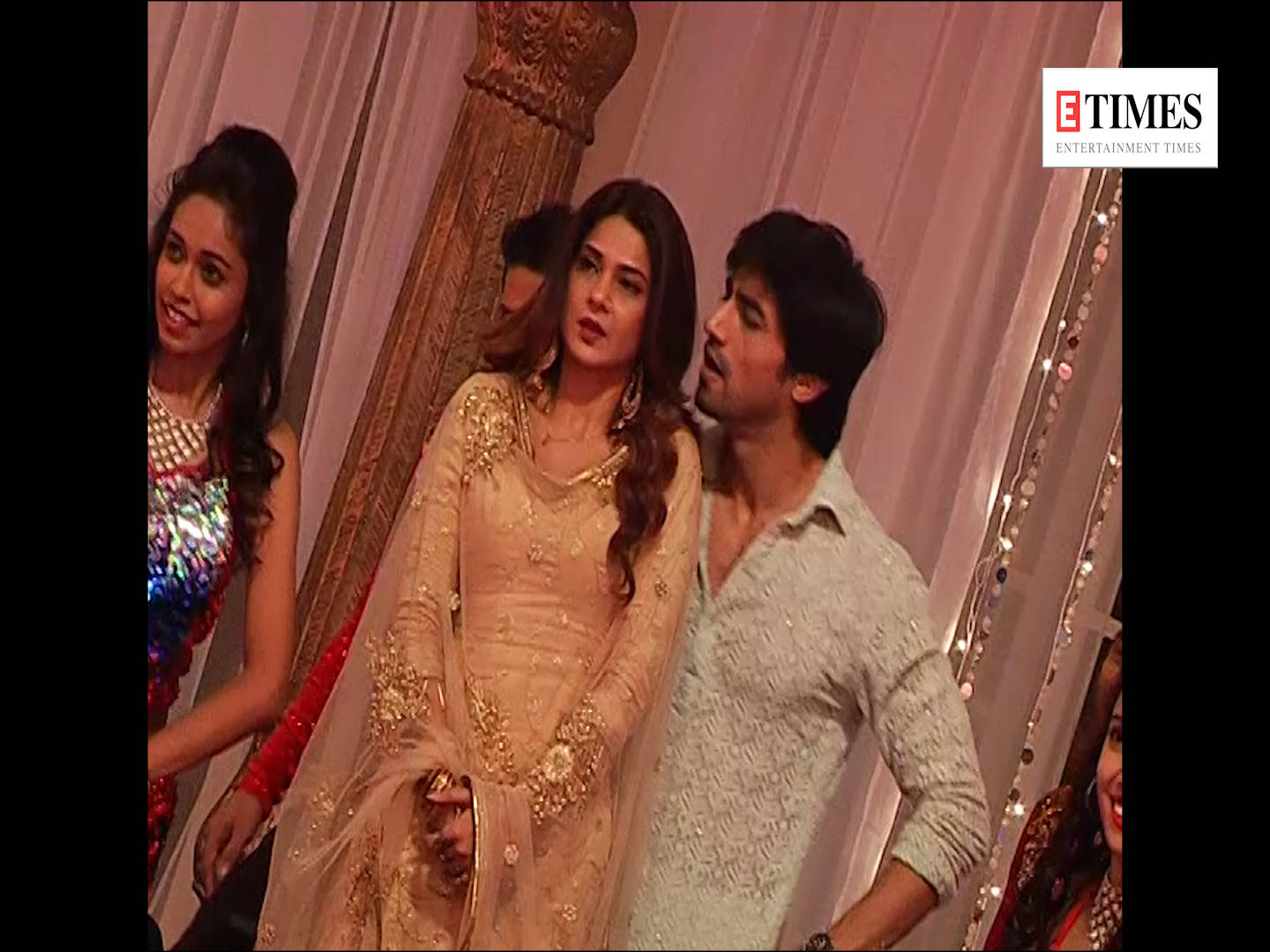 Jennifer Winget Harshad Chopda And Cast Celebrate Eid On The Sets Of Bepannah Tv Times Of India Videos jennifer winget harshad chopda and cast celebrate eid on the sets of bepannah