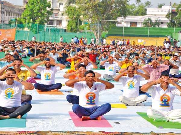 4th International Yoga Day in Kanpur: Bend it like our leaders - Times ...