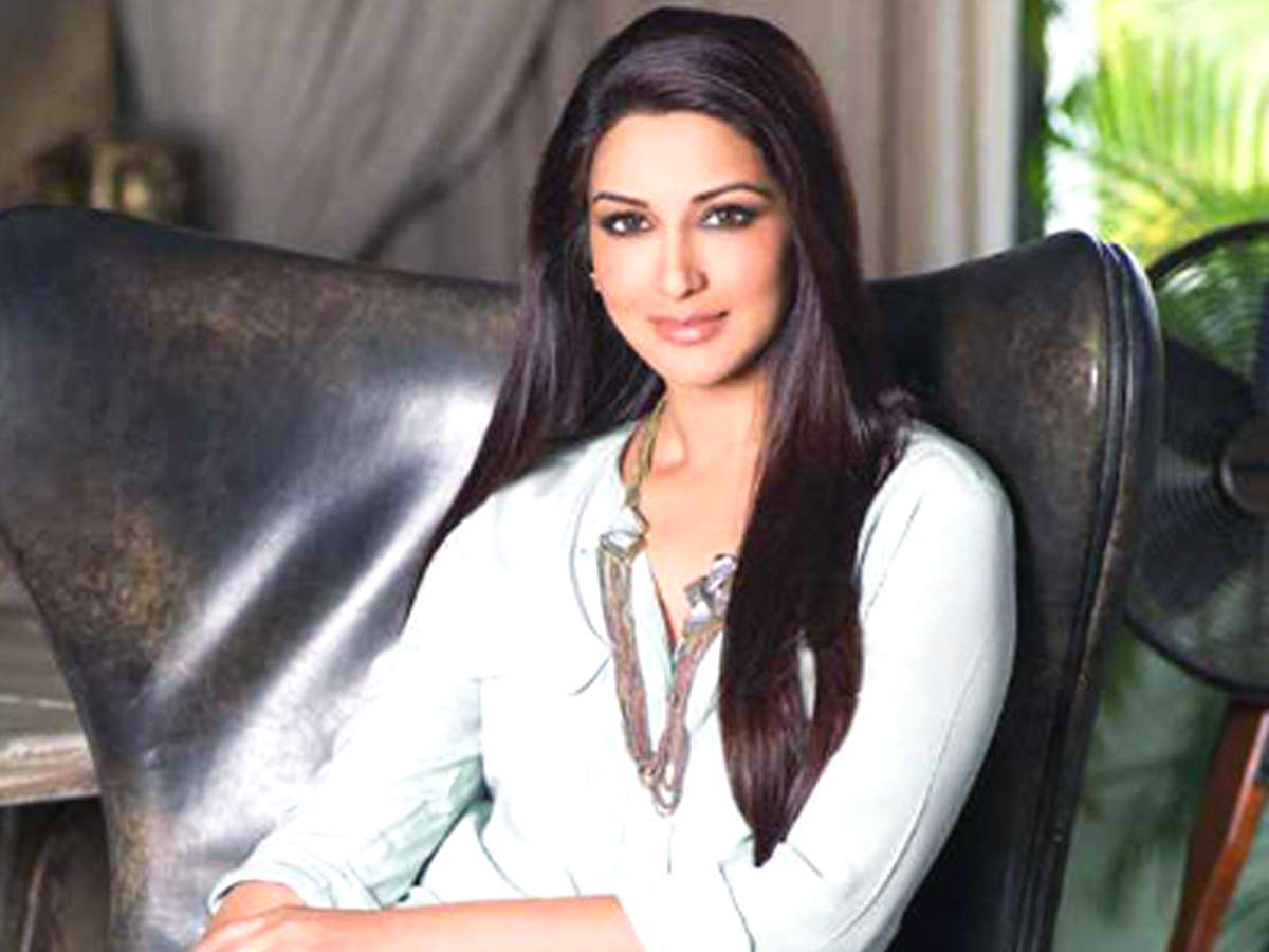 1200px x 900px - Sonali Bendre Metastatic Cancer: Sonali Bendre diagnosed with ...