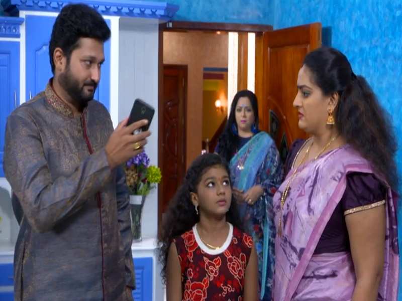 malayalam serial: Vanambadi written update, July 18, 2018: Mohan ...