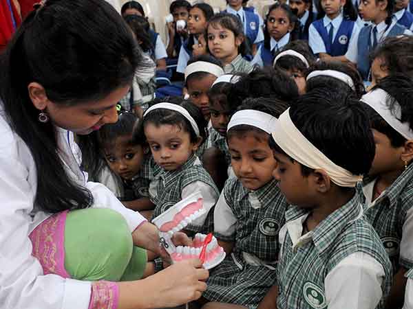 Mumbai kids get a little learning about oral hygiene on National Oral Health Day