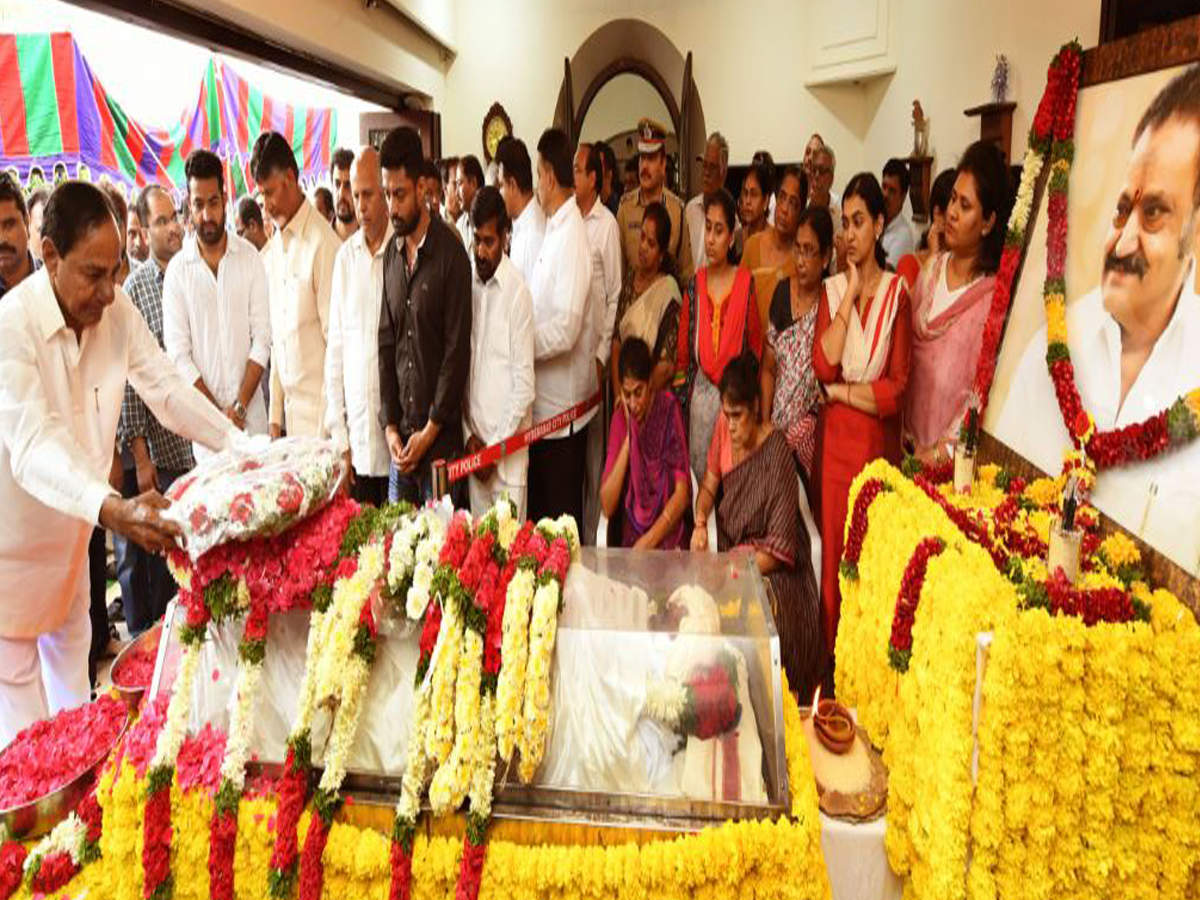 N T Rama Rao's son Nandamuri Harikrishna dies in Andhra Pradesh ...