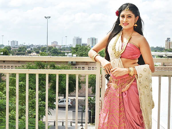 'Bigg Boss producers offered me the show thinking I am Nia of the Jamai Raja fame', says Niya Sharma while in Lucknow