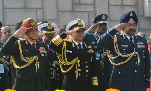 Army chief Bipin Rawat, (L), Navy chief Sunil Lanba (C) and Air Force chief BS Dhanoa (File photo)