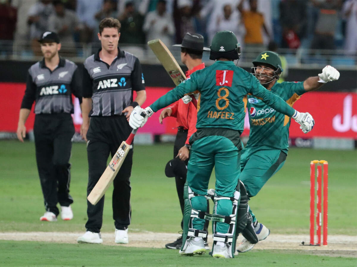 Pakistan vs New Zealand Live Cricket Score, 3rd T20I, Dubai - The ...