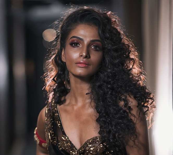 People consider fair-skinned women to be beautiful and that notion still  prevails: Tnusree | Bengali Movie News - Times of India
