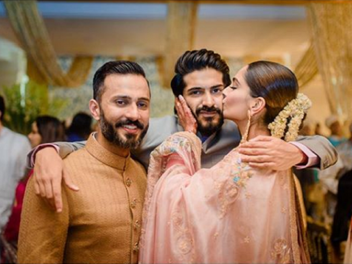 Sonam Kapoor wishes brother Harshvardhan Kapoor on his birthday with an adorable picture - Times of India